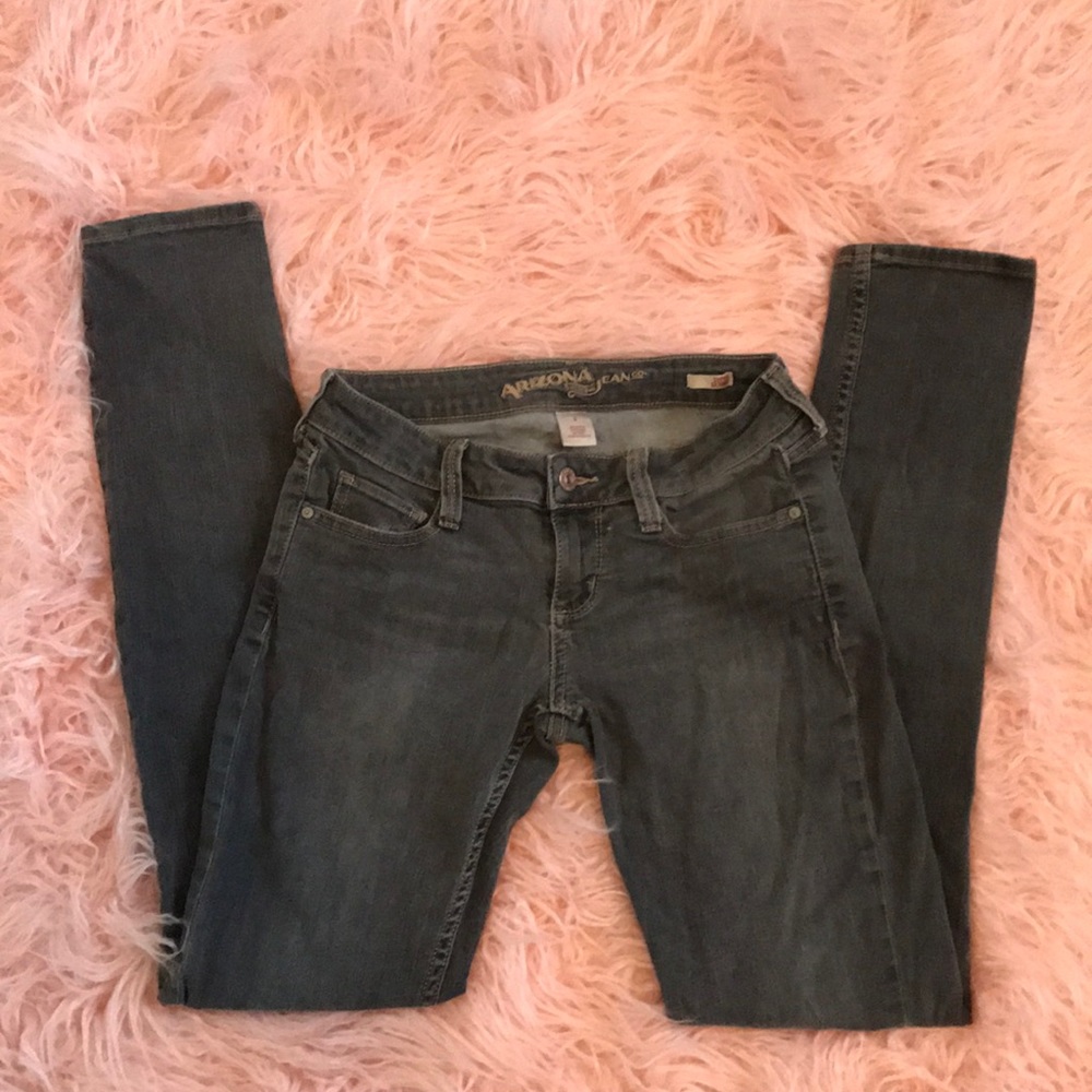 Like new - gray Super Skinny low rise jeans